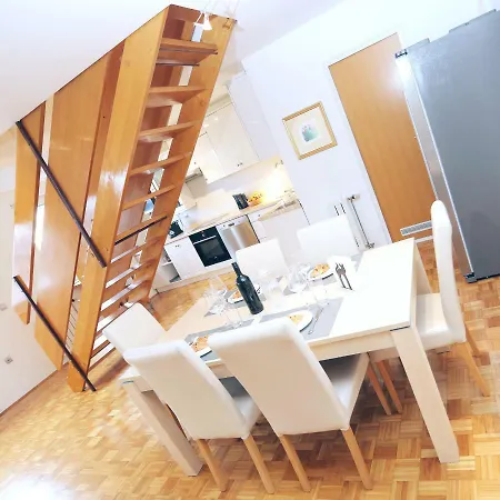 Penthouse Apartman *